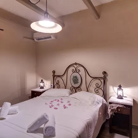 Likoudis ,on The Kioni,ionian Islands Ithaca, 아파트호텔 4*