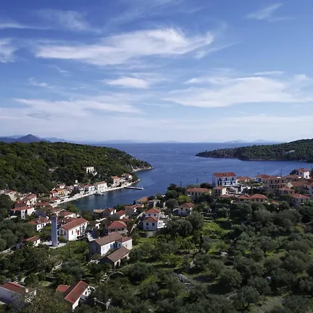 Likoudis ,on The Kioni,ionian Islands Ithaca, Ξενοδοχείο με διαμερίσματα Κιόνι