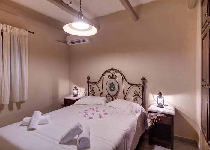 Likoudis ,on The Kioni,ionian Islands Ithaca, Aparthotel 4*