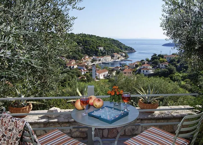 Likoudis ,on The Kioni,ionian Islands Ithaca, Aparthotel Kionion
